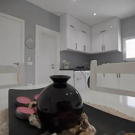 Beni 's Apartment Sarande